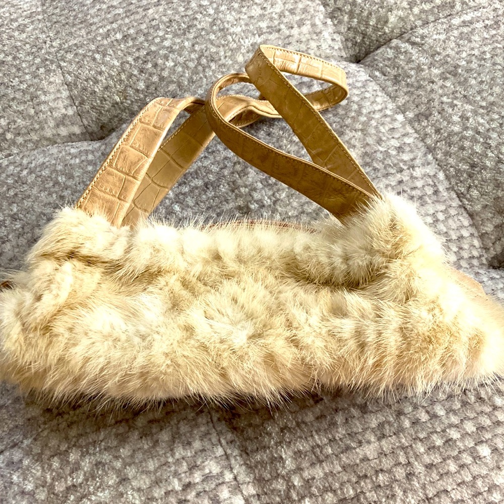 Small fur shoulder bag